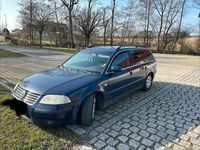 Gebraucht VW Passat 130 PS (95 kW) 2003 Blau Kombi