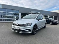 Gebraucht VW Golf VIII IQ Drive 116 PS (85 kW) 2020 Reflexsilber Van / Kleinbus