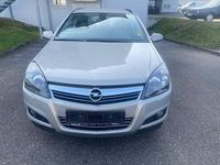Gebraucht Opel Astra 116 PS (85 kW) 2008 Grau Kombi