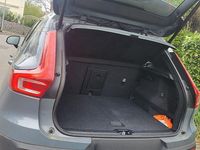 Gebraucht Volvo XC40 Momentum 190 PS (139 kW) 2020 Grau SUV