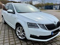 Usata Skoda Octavia Clever 116 CV (85 kW) 2018 Bianco Station wagon