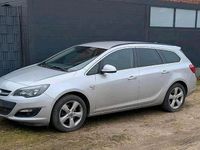 Gebraucht Opel Astra 110 PS (80 kW) 2014 Silber Kombi