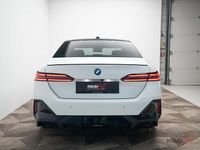 Gebraucht BMW 550e M Sport 313 PS (230 kW) 2024 Weiß Limousine