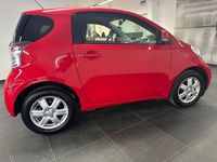 Gebraucht Toyota iQ 68 PS (50 kW) 2009 Rot Kleinwagen