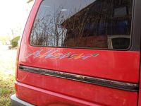 Używany VW T4 110 KM (80 kW) 1990 Czerwony Van