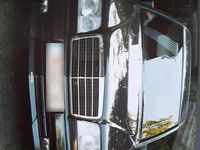 Gebraucht Mercedes E230 136 PS (100 kW) 1988 Schwarz Limousine