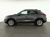 Gebraucht VW T-Roc 150 PS (110 kW) 2025 Grau SUV