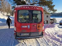 Second-hand Ford Transit 130 CP (95 kW) 2017 Roșu Van