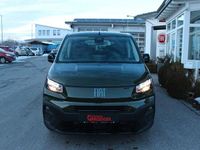 Neu Fiat Doblò 132 PS (97 kW) 2025 Grün Van / Kleinbus