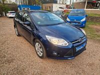 Gebraucht Ford Focus 101 PS (74 kW) 2013 Blau Kombi