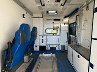 Używany Mercedes Sprinter 190 KM (139 kW) 2012 Biały Van