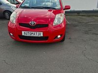 Gebraucht Toyota Yaris Sol 101 PS (74 kW) 2009 Rot Kleinwagen