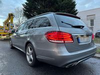 Gebraucht Mercedes E220 Edition 170 PS (125 kW) 2014 Grau Kombi