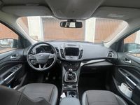 Gebraucht Ford Kuga 150 PS (110 kW) 2020 Grau SUV