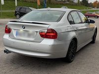 Gebraucht BMW 320 163 PS (119 kW) 2006 Limousine
