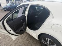 Gebraucht Mercedes A200 156 PS (114 kW) 2015 Calcitweiss  unilack Limousine