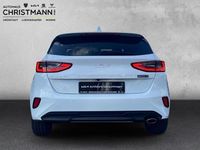 Gebraucht Kia Ceed Vision 120 PS (88 kW) 2022 Casa white Kleinwagen