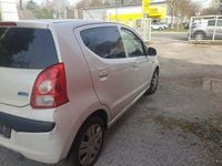 Gebraucht Nissan Pixo Acenta 68 PS (50 kW) 2010 Weiß Kleinwagen