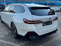 Gebraucht BMW 520 M Sport 190 PS (139 kW) 2025 Weiß Limousine