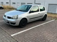 Gebraucht Renault Clio 60 PS (44 kW) 2006 Silber Kleinwagen
