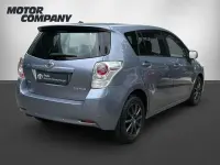 Gebraucht Toyota Verso Multidrive S 147 PS (108 kW) 2012 Quarzblau metallic Van / Kleinbus
