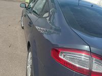 Gebraucht Ford Mondeo 140 PS (102 kW) 2012 Grau Limousine