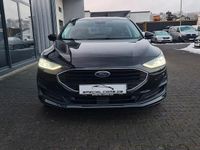 Gebraucht Ford Focus Cool & Connect 120 PS (88 kW) 2022 Schwarz Limousine