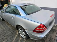 Gebraucht Mercedes 170 163 PS (119 kW) 2004 Silber Cabrio