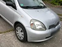 Gebraucht Toyota Yaris 67 PS (49 kW) 2002 Silber Kleinwagen