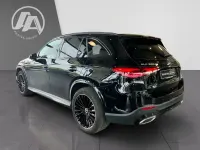 Gebraucht Mercedes GLC300e AMG 197 PS (144 kW) 2023 Obsidianschwarz SUV