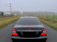 Gebraucht Mercedes E200 Elegance 184 PS (135 kW) 2008 Schwarz Limousine