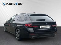 Gebraucht BMW 530 M Sport 286 PS (210 kW) 2023 Black sapphire metallic (schwarz) Kombi