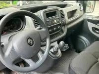 Second-hand Renault Trafic 121 CP (88 kW) 2018 Alb Monovolum