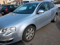 Gebraucht VW Passat 140 PS (102 kW) 2007 Silber Limousine