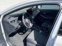 Neu Toyota Corolla Style 140 PS (102 kW) 2025 Metallic gegen aufpreis Kombi