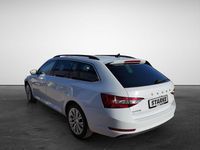 Gebraucht Skoda Superb Ambition 150 PS (110 kW) 2022 Weiß Kombi