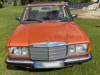 Gebraucht Mercedes E280 185 PS (136 kW) 1981 Orange Limousine