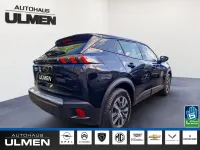 Gebraucht Peugeot e-2008 Active 100 kW (136 PS) 2021 Schwarz SUV