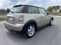 Usata Mini ONE 98 CV (72 kW) 2010 Oro Utilitaria