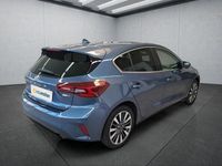 Używany Ford Focus Titanium 155 KM (114 kW) 2022 Niebieski Sedan/Limuzyna