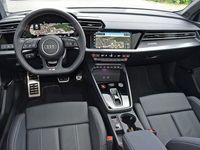 Gebraucht Audi S3 Ambiente 333 PS (244 kW) 2024 Ascariblau metallic Limousine