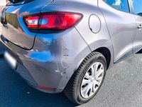 Gebraucht Renault Clio IV Dynamique 75 PS (55 kW) 2013 Grau Kleinwagen