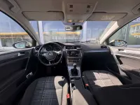 Gebraucht VW Golf VII LOUNGE 110 PS (80 kW) 2015 Grau Limousine
