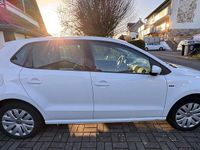 Gebraucht VW Polo LOUNGE 75 PS (55 kW) 2015 Weiß Kleinwagen