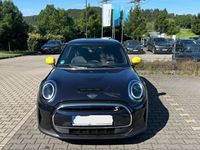 Gebraucht Mini Cooper SE 135 kW (184 PS) 2021 Blau Kleinwagen