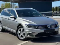Second-hand VW Passat Highline 218 CP (160 kW) 2017 Argintiu Berlinǎ