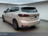 Gebraucht BMW 218 Active Tourer Sport Line 150 PS (110 kW) 2024 Weiß Van / Kleinbus