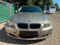 Gebraucht BMW 318 143 PS (105 kW) 2010 Grau Kombi