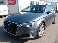 Gebraucht Audi A3 Sport 116 PS (85 kW) 2018 Grau Limousine