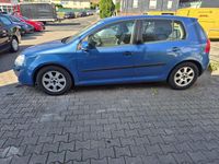 Gebraucht VW Golf IV 90 PS (66 kW) 2004 Blau Kleinwagen